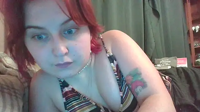 Aynii from StripChat is Freechat