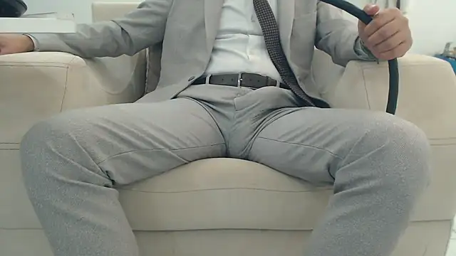 masterxmonster (M young) - #MASTER #BOSS #PERVY @SMOKE #OFFICE #CUM