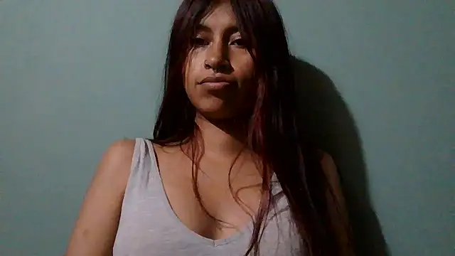 Webcam Model (Pocahontas_tw)  is live.Free join now!