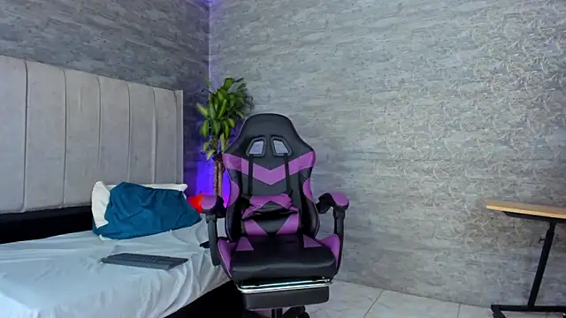 arthurcox (M twink) - masturbate x 10 min