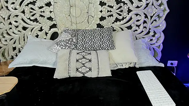 Alaia_Johnson webcam stripchat model stream image