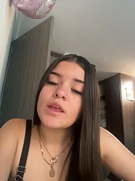  Camila_Duarte_ chat room