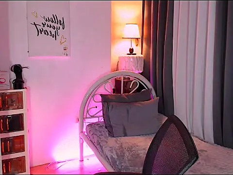  transSTARprincess chat room