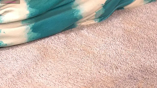 Live sex cam of MeenaMoon