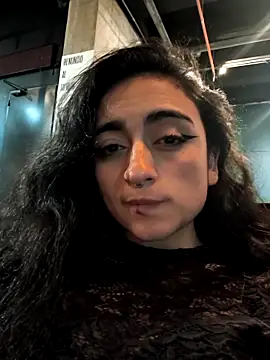 Webcam Model (Lila_Desiree)  is live.Free join now!