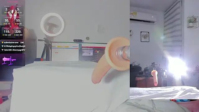  Rosy_Emely chat room