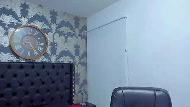  Kitty_Pridee chat room