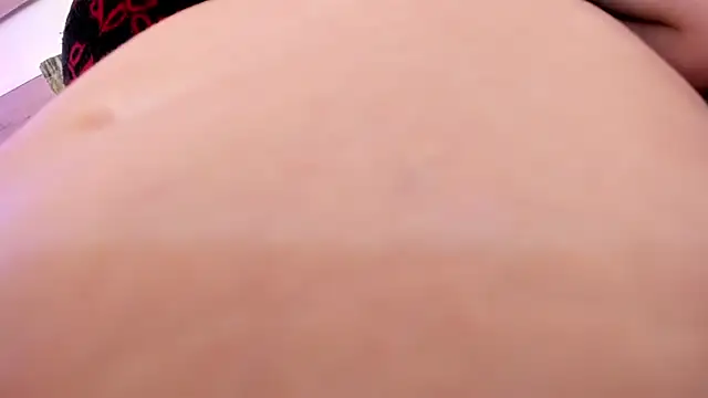  IvonnyGrace_ chat room