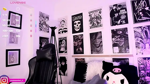 lexyjoycce (F teen) - My big squirt with domi and fingers