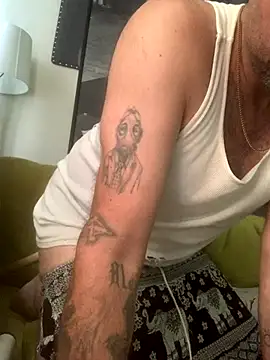 hothotboyg (Ask my age) - Bust