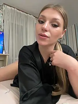 Webcam Model (adel_secret)  is live.Free join now!