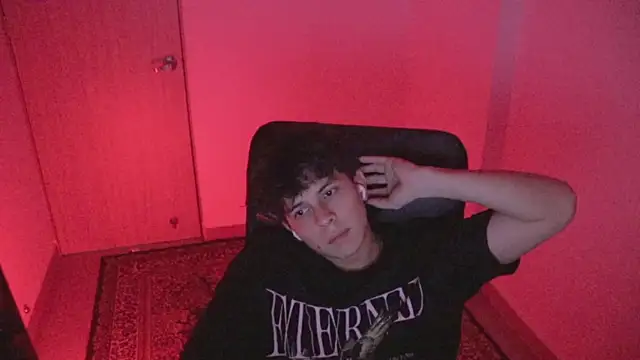 tony_hoffa (M young) - HUGE CUMSHOT