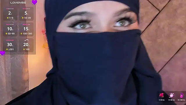 anna-henao (F young) - spanking on the ass + anal massage 🍑🍑