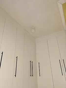 darkbutterfly99 - DarkButterfly99's free webcam