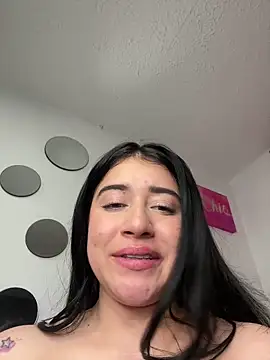 kallymyller1 (F young) - 🔥Spread my ass close up🔥