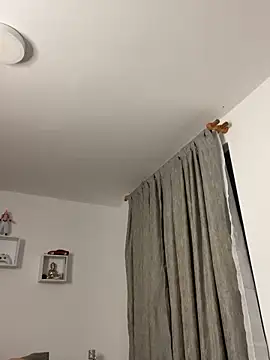 Ezzio_Scolaro from StripChat is Freechat