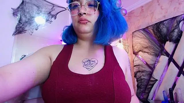 lilith_curvy (F teen) - deeptrhoat + eye contact🔥