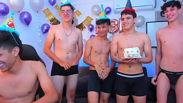 Bad_BoysW Live Webcam on Stripchat