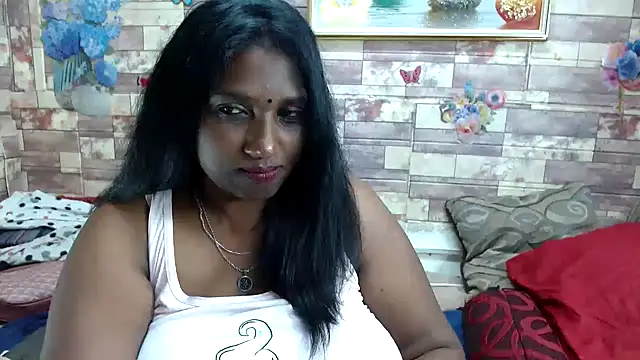 sexy chatroom Indian Tracy