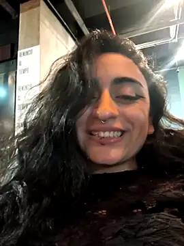 Webcam Model (Lila_Desiree)  is live.Free join now!