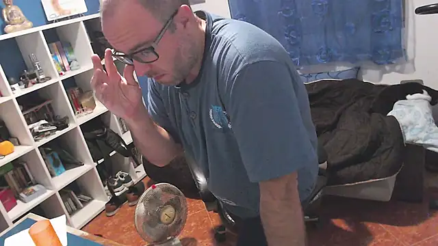 ravingr4d4 - Ravingr4d4's free webcam