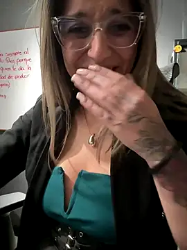  Isabella_Varella chat room