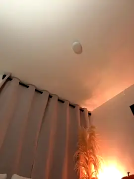  andra_rose chat room