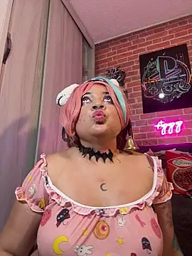  Lucycosplay777 chat room