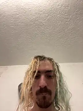 tallnerdyguy (M young) - control min 10 of my toy to last tipper