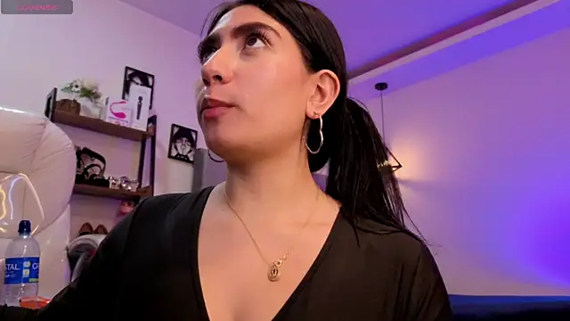  Miller_Vanessa_ chat room