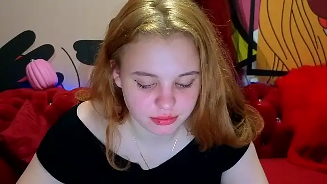 SnowWhiti live cam screenshot female on Pron.Webcam – Live Webcams & Adult Chat