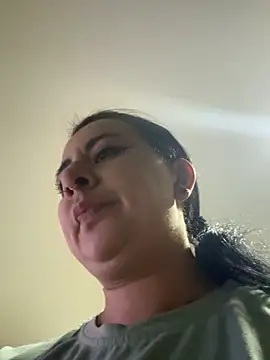 abril_luv (F young) - Show squirt