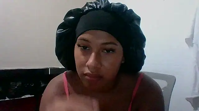 Kitra_New live cam screenshot female on Token.Show — Token Tipping & Live Cams