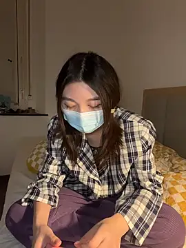 fioralba Live Webcam on Stripchat