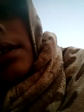 Webcam Model (Hot_siiii)  is live.Free join now!