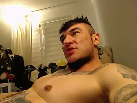 ballardbret (Ask my age) - Cock stroking, flexing, dirty talking. X