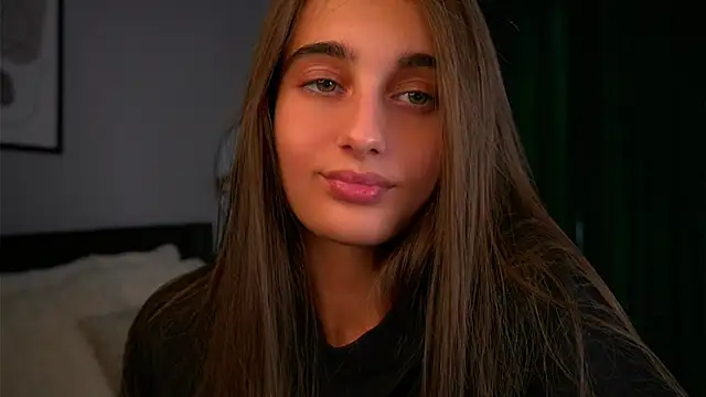 piquingogalala (F teen) - hellooo