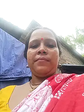 reya743 (F milf) - Ass oil massage