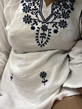 jiya252 (F young) - Stand and finger pussy