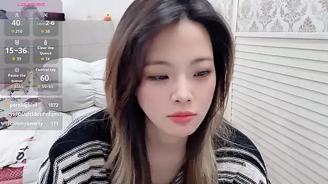 holiland (F milf) - 肚波痛~提前下播~