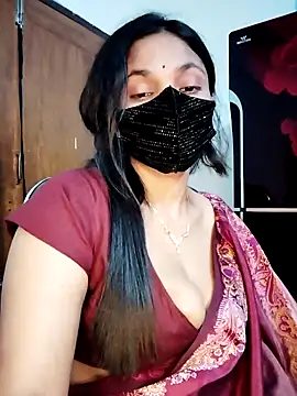 Webcam Model (Tina-Sen)  is live.Free join now!