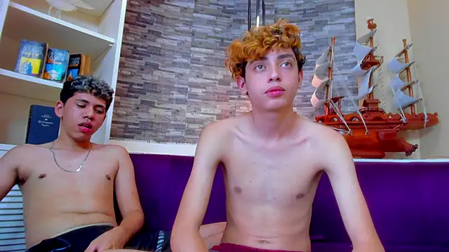 PoisonGuys Live Webcam on Stripchat