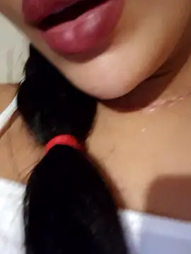 Sexlove1xo Live Webcam on Stripchat