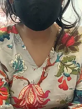 misharani00 (F young) - Boobs show