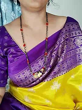 cute_sexy_teacher_69 (F milf) - No blouse 💜