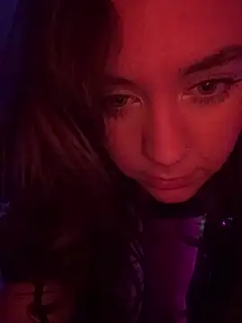 goddessmissmia (F young) - ♥ deep throat/blow a clear 8 in dildo ♥