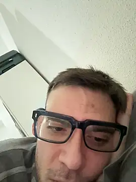 sperakevin98 - Sperakevin98's free webcam - UK Sex Cams