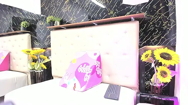 samantha_colins___ webcam stripchat model stream image