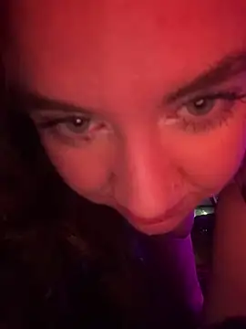 goddessmissmia (F young) - ♥ deep throat/blow a clear 8 in dildo ♥