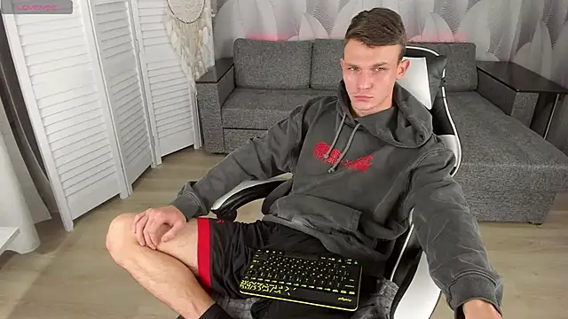 adamgold01 (M young) - undress me